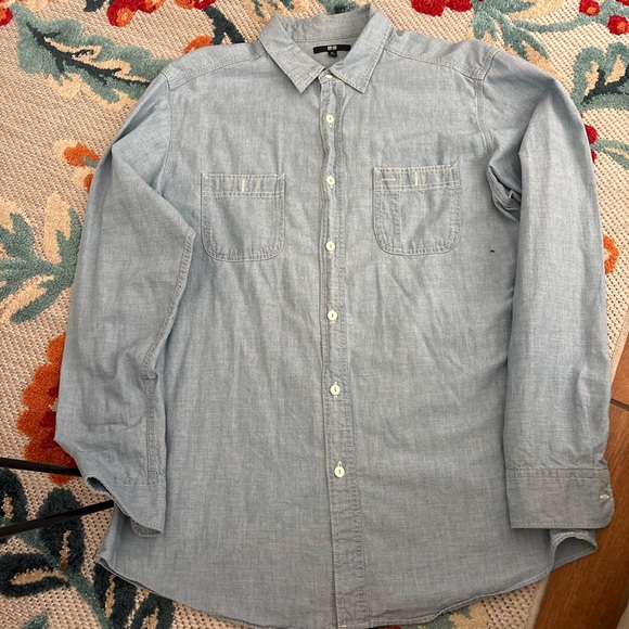 Uniqlo Other - Uniqlo Light Blue Casual Button-Down Shirt